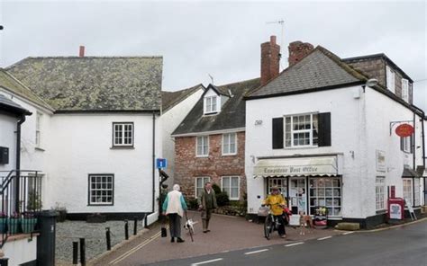 Pictures of Lympstone, Devon, England | England Photography & History