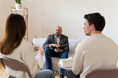 Clínica Psicanalítica RARUS SAÚDE MENTAL Escola e Clínica de