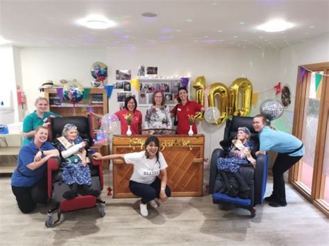 Britains Oldest Identical Twins Turn 100 Wearing Matching Tiaras Uk