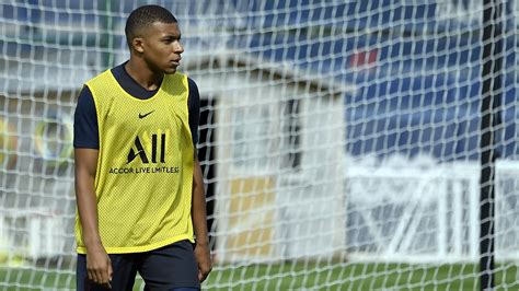 Psg Malgré Une Bonne évolution De Sa Blessure Kylian Mbappé Va