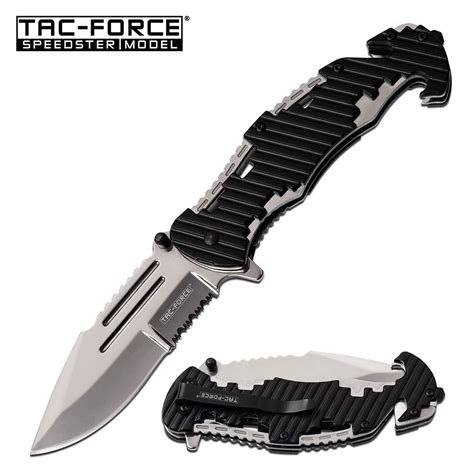 10 Best Folding Tactical Knives for Knife Fanatics | Wholesale blades