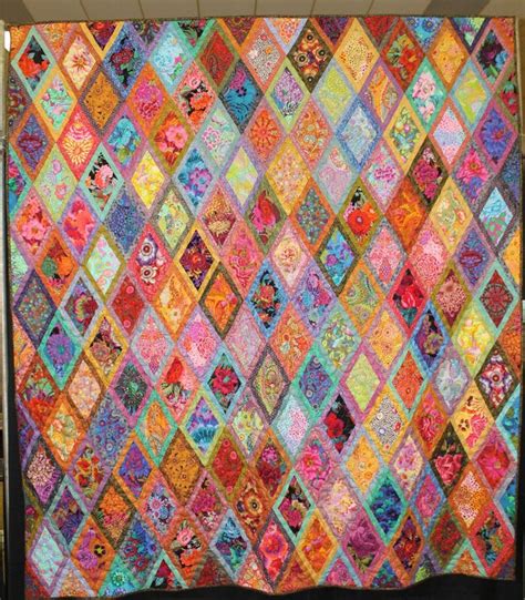 Pin By Daniela Borisova On Home Kaffe Fassett Studio Quilts Kaffe