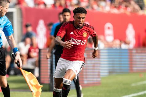 Juve Fragt Wohl Bei Manchester United Wegen Jadon Sancho An