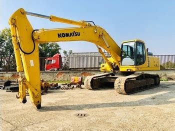 Komatsu Pc Nlc K Crawler Excavator From Italy For Sale At Truck