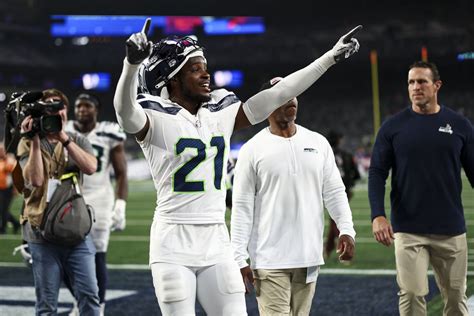 Seahawks Cb Devon Witherspoon Makes Espn’s List Of Top 10 Rookies Field Gulls