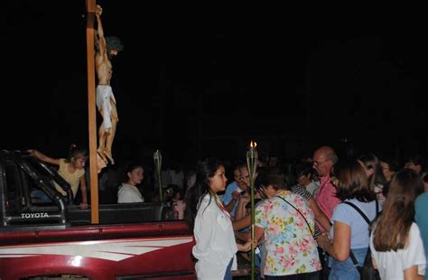 Anoche se realizó el Vía Crucis por las calles de la ciudad La Semana