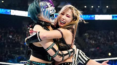 Asuka And Kairi Sane Claim WWE Women's T... | DayBreakWeekly UK