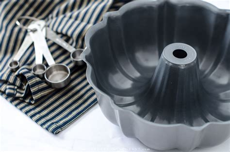 9 Essential Baking Pans for Any Kitchen | ANDERSON+GRANT