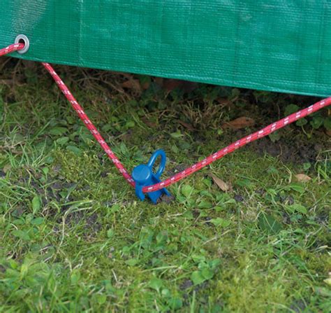 Piquets Avec Oeillets Pour Fixation Des Baches