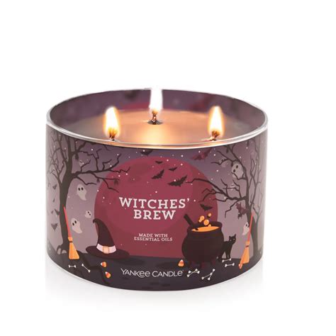 Yankee Candles Halloween Collection Is Here And On Sale For 40 Off