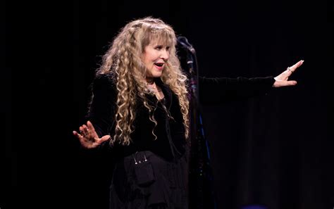 Fans are devastated by the stevie nicks concert schedule cancellations 24