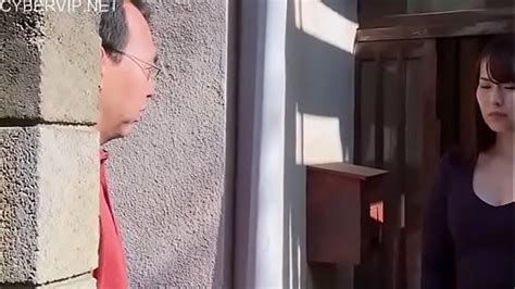 Swallowing Around Free Mobile Porn Videos IPornTV