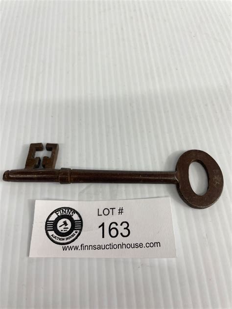 Large 45 Skeleton Key 1910