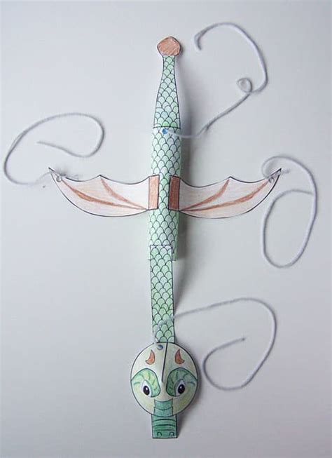 MAKE A PRINTABLE PAPER DRAGON PUPPET