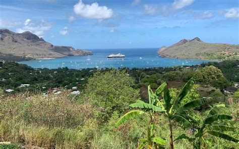 Nuku Hiva Tiki S And A Moai