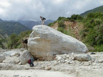 Vargas Landslides 1999 Home