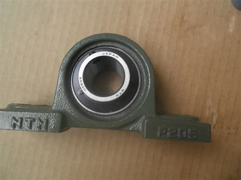 75 Mm Shaft Ucp215 Ntn Pillow Block Bearing P215 Buy Ntn Pillow Block