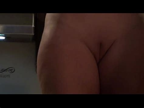 Awesome Canadian Redhead Milf Dancing In The Kitchen XNXX