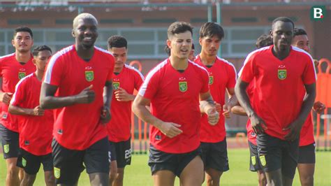 Persebaya Gelar Latihan Perdana Hadapi Liga Skuad Belum