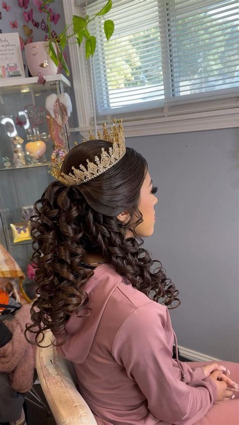 Quincea Era Half Up Half Down Hairstyle Quince Hairstyles