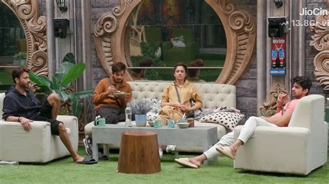 Biggboss17 Live Abhishek Ne Liya Khanjaadi Ka Stand Isha Hui Jealous