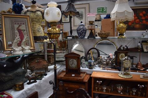 ONLINE Antiques & Collectors Auction Sunday 26th April - Unique Auctions Lincoln Auctioneers