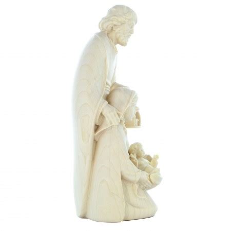 Statue de la Sainte Famille en Bois de 15 cm Une Oeuvre Sacrée