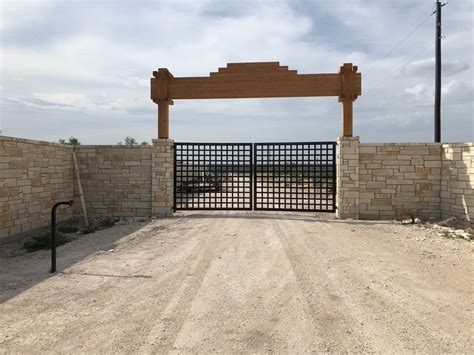 Ranch Gate Entrance Designs