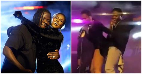 Stonebwoy Grinds Mzvee With Passion At 10 Thirty Album Concert Yen