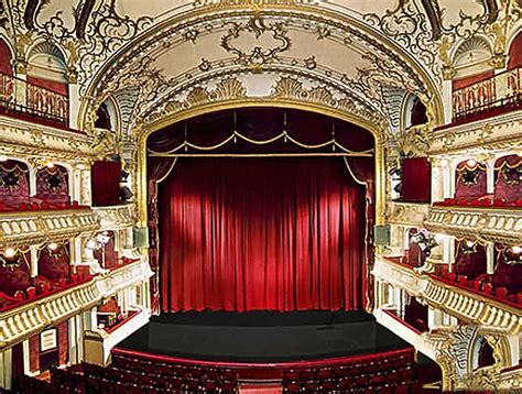 Teatrul National din Cluj Napoca