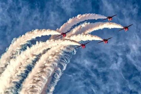 Pin By Rolf Schmitt On Raf Red Arrows Pictures Embroidered Friendship