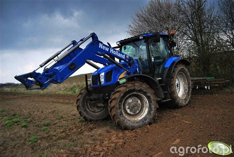 Foto Ciagnik New Holland T Delta Agregat Uprawowy M