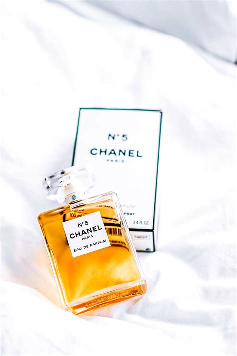 12 Startling Secrets You Still Dont Know About Chanel No 5 Even