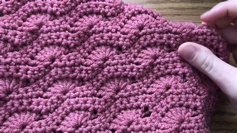 How To Crochet The Wavy Shell Stitch Crochet Shell Stitch Crochet