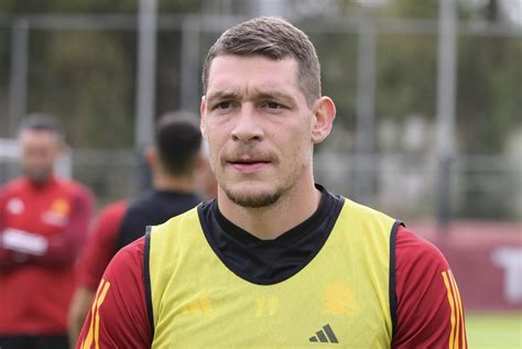 Belotti ora è un caso Mourinho lo usa col contagocce A gennaio