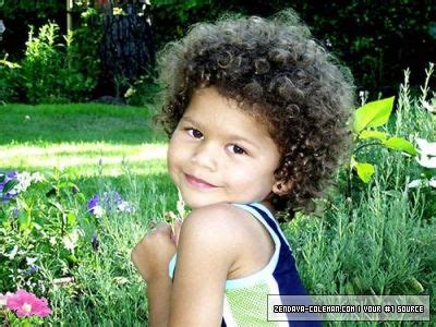 62 Zendaya Childhood Photos ideas | zendaya, zendaya coleman, zendaya style