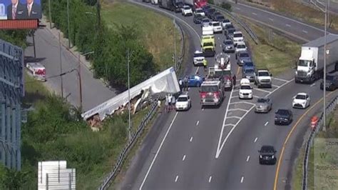 Nashville Traffic I 40 East Reopens After Semi Truck Flips