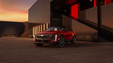 2024 Cadillac Lyriq Gets New Trim Options Colors Kelley Blue Book