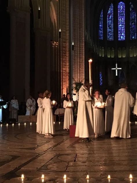 Walking The Labyrinth Notre Dame Cathedral Chartres France Easter