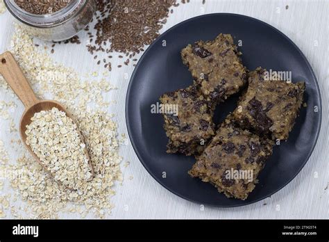 Delicious And Nutritious Homemade Oats Banana Breakfast Bars With Rich Chocolate Chunks Flax