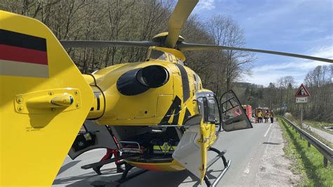 Schwerer Motorrad Unfall In Plettenberg Rettungshubschrauber Im Einsatz