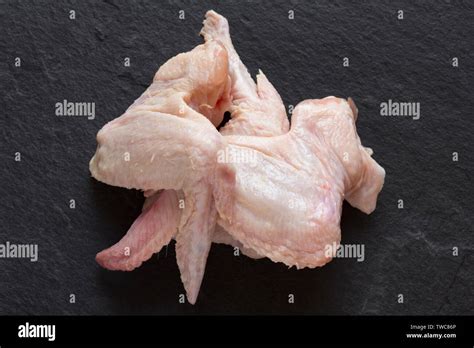 An Uncooked Chicken Wing Hi Res Stock Photography And Images Alamy