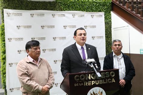 PRESENTA INICIATIVA DE LEY A FAVOR DE JUBILADOS