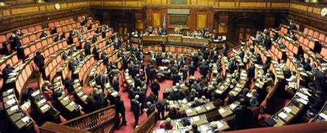 Senato La Rivoluzione Di Grasso Stop Ai Cambi Di Casacca Leggi