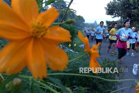 Ribuan Pelari Ikuti Mandiri Jogja Marathon Republika Online