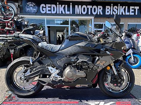 Rks Srk Rs Model Naked Roadster Motor Motosiklet Ma Azas Ndan S F R Tl