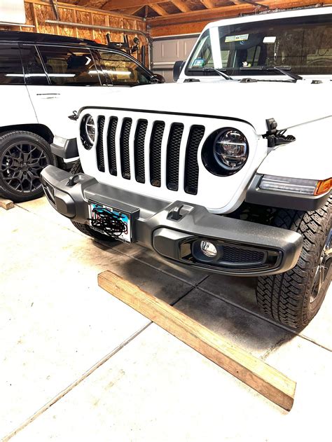 OEM JL front bumper like new | Jeep Garage - Jeep Forum