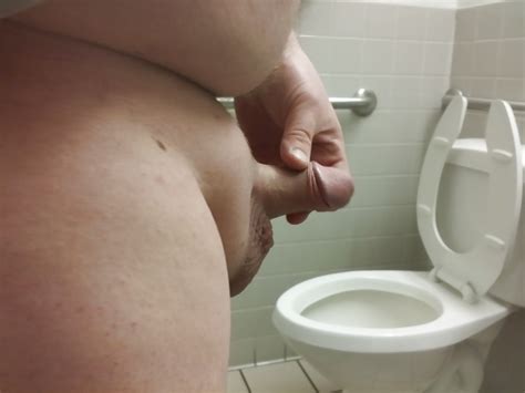 Pbr Public Bathroom Rub Porn Pictures Xxx Photos Sex Images 1486344 Pictoa