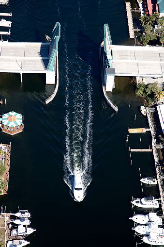 Intercoastal Waterway Florida Stock Photo - Download Image Now - iStock