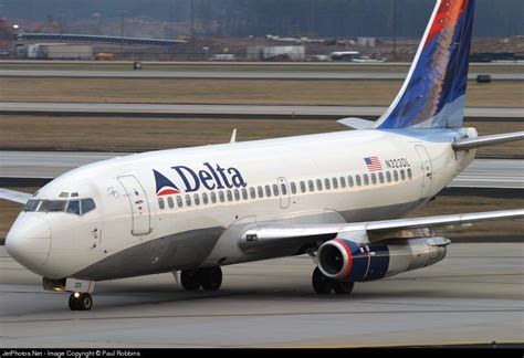 N323DL Boeing 737 232 Adv Delta Air Lines Paul Robbins JetPhotos